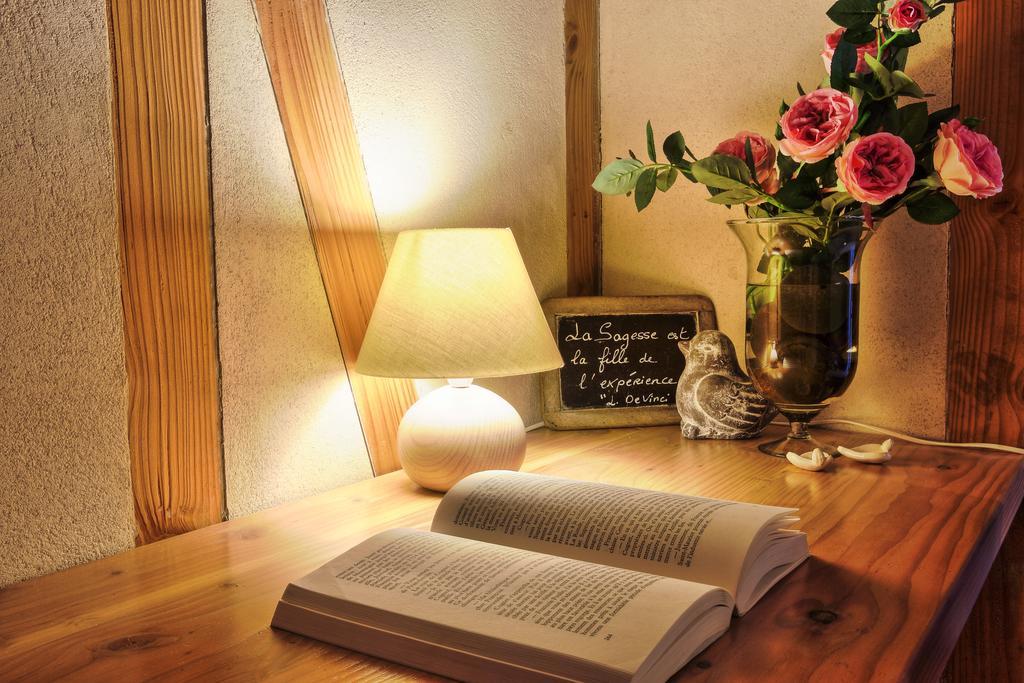 Bed And Breakfast La Fontaine Blanche Melgven Rum bild