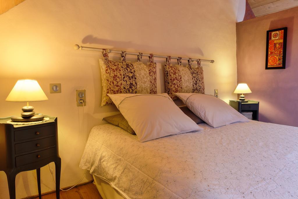 Bed And Breakfast La Fontaine Blanche Melgven Exteriör bild
